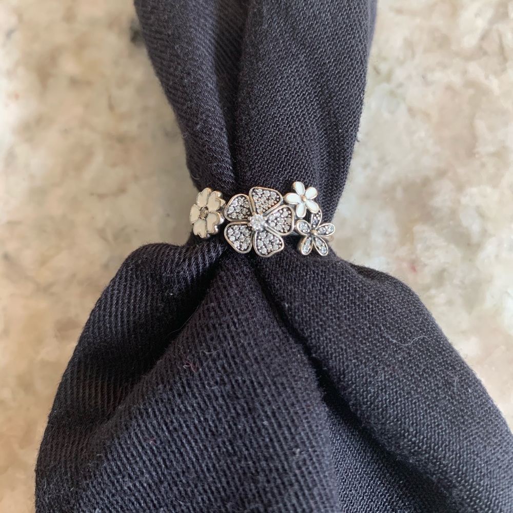 Pandora Floral Ring